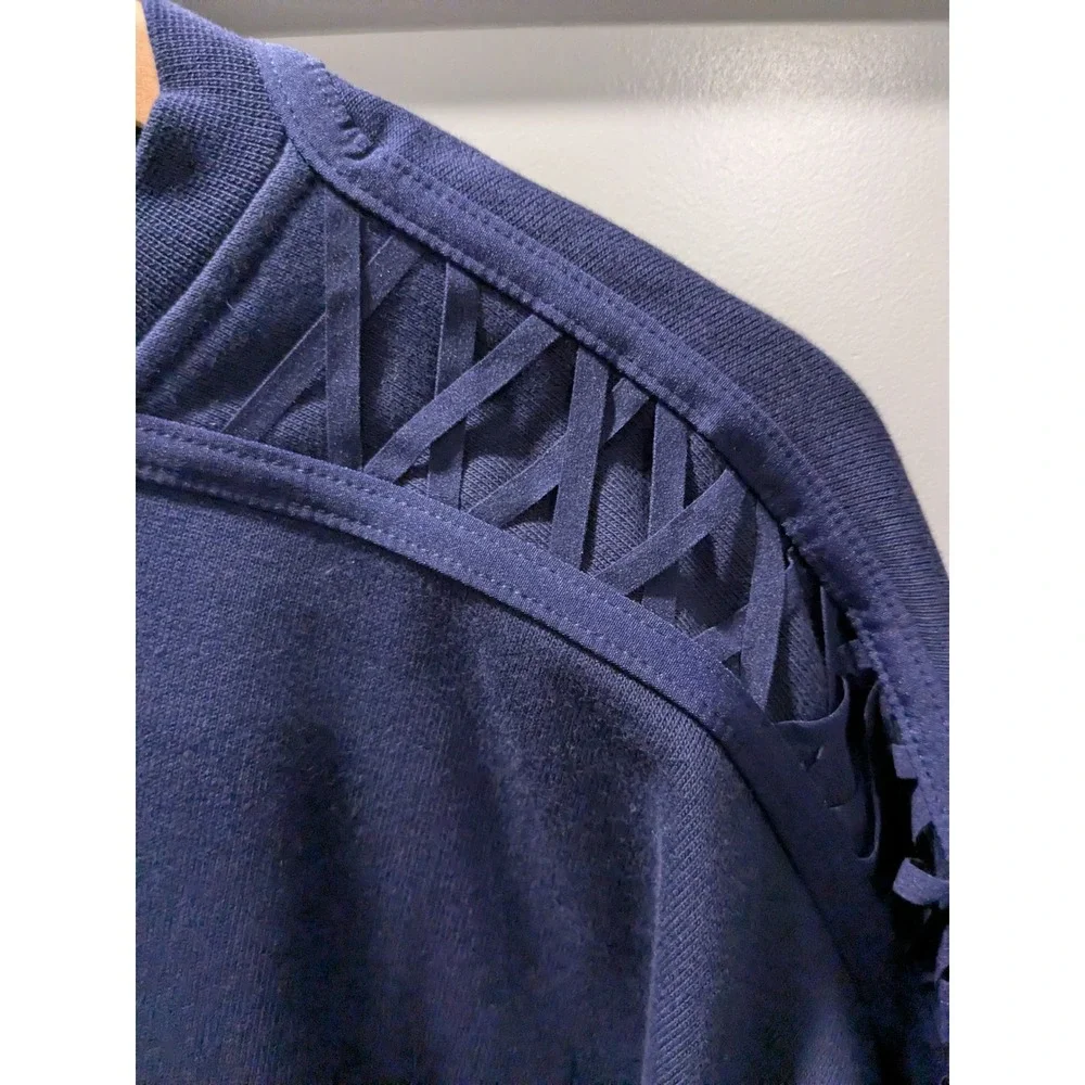 Nike Dri-FIT Oversized Fit Training Sweatshirt Womens Small Navy Blue Top‎